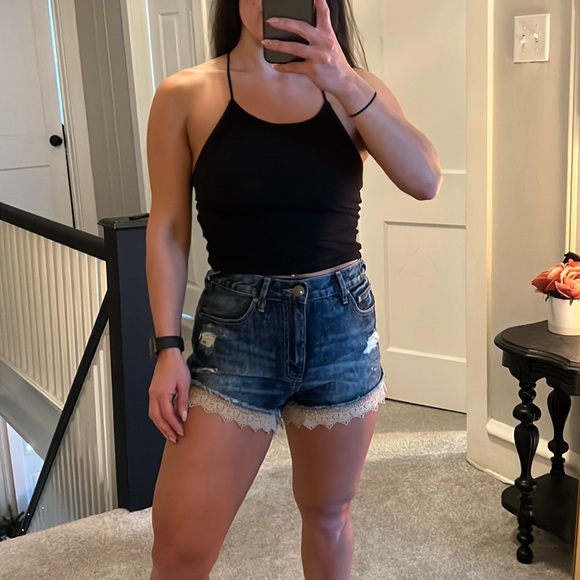 Free People Daisy Chain Lace Trim Distressed Jean Shorts Size 27 - Picture 2 of 7